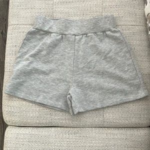 NWOT GUESS KIDS GRAY SHORTS SIZE 7-8
